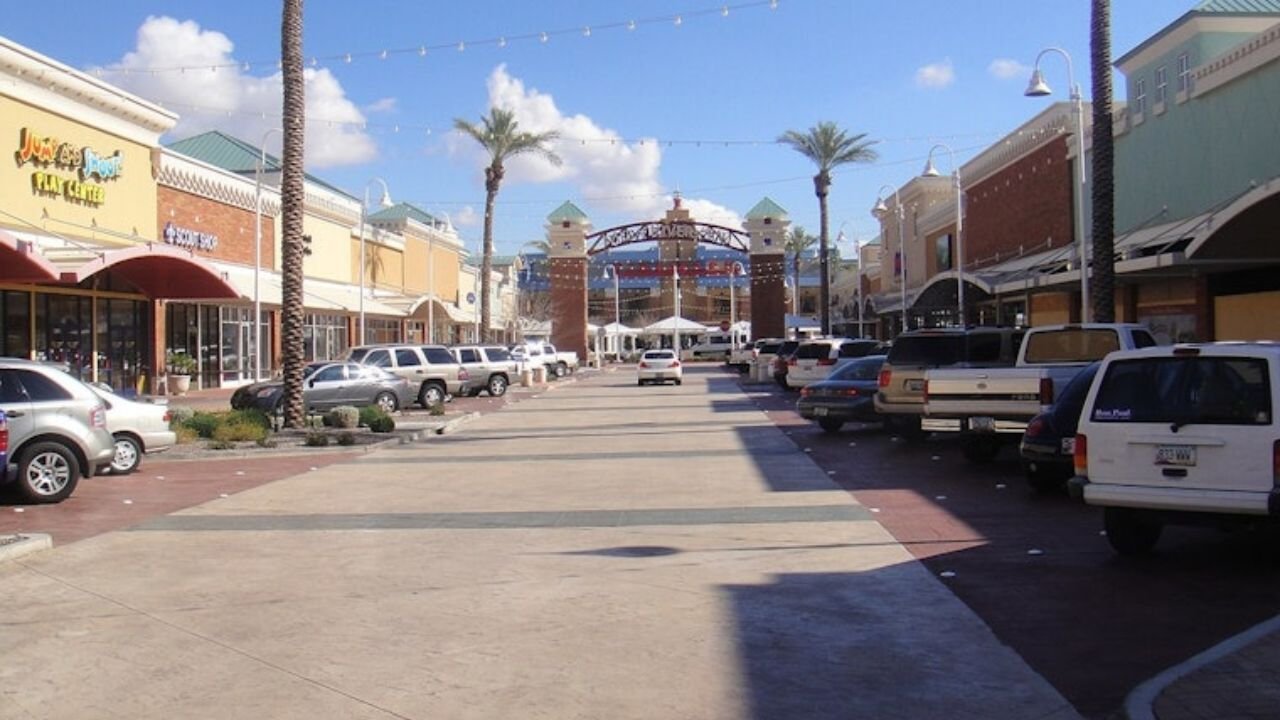 Man Shot Inside Vehicle Near Mesa Riverview Shopping Center Saturday Morning, Rushed to Hospital as Police Investigate